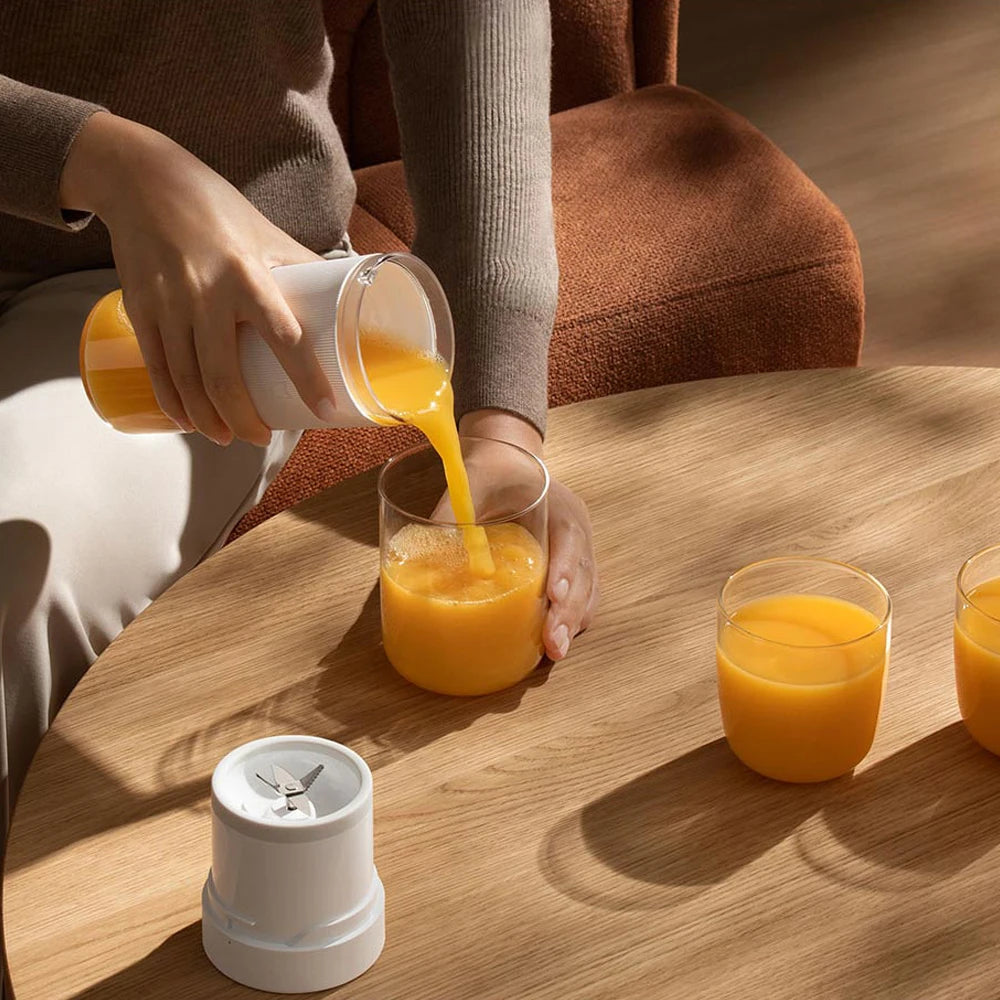 GoFresh Mini Wireless Juicer 2